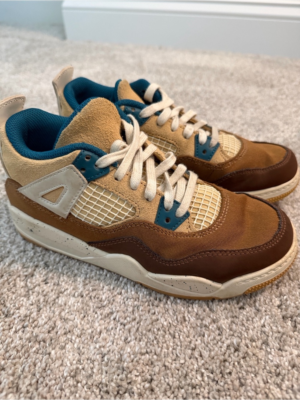 Jordan 4 Retro Kids Brown Tan Teal Sneakers size 2Y